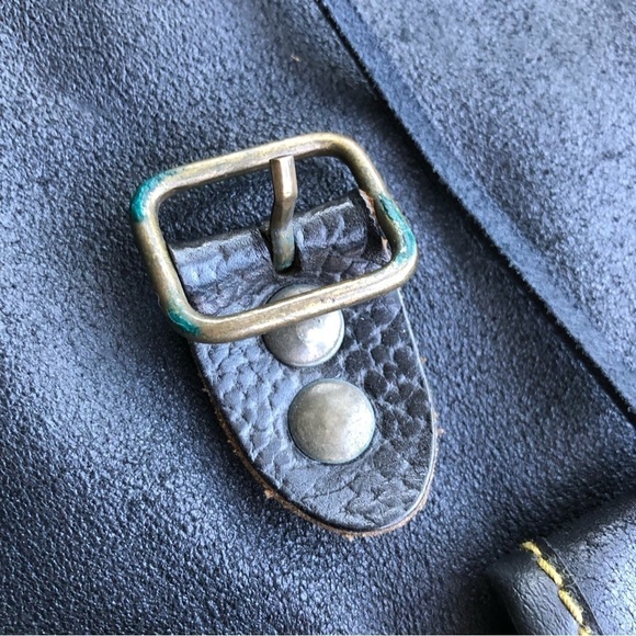 VINTAGE dark brown distressed leather backpack - Picture 10 of 17